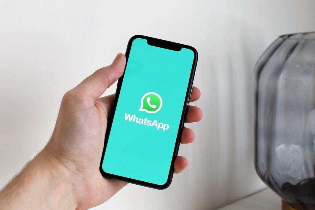 Schermata Whatsapp su cellulare
